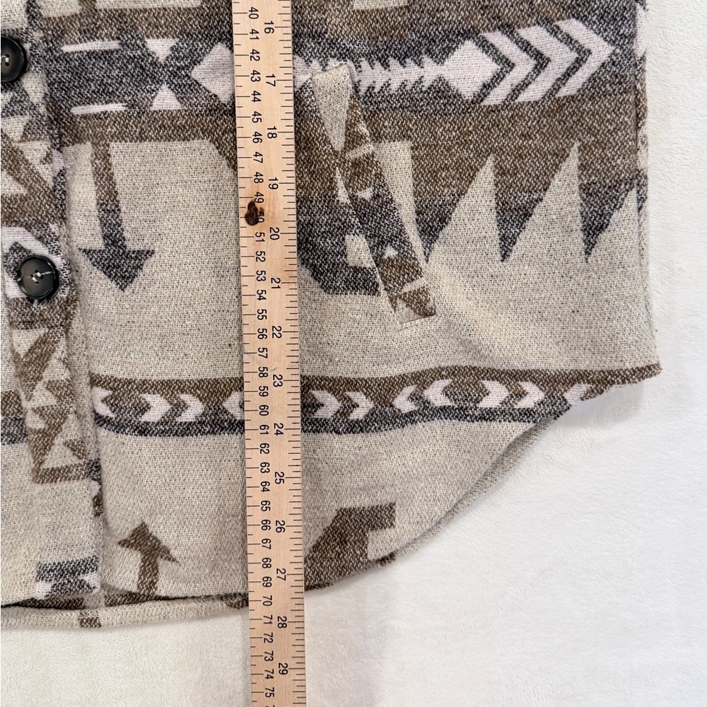 Mainstrip Oversized Southwestern Print Button Front Jacket/Shirt – Size Large - Picture 6 of 9